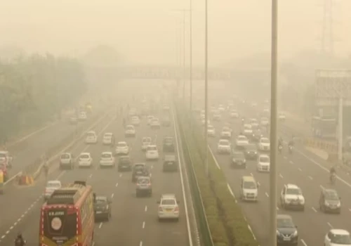 69% of Delhi-NCR Families Affected by Pollution Illnesses